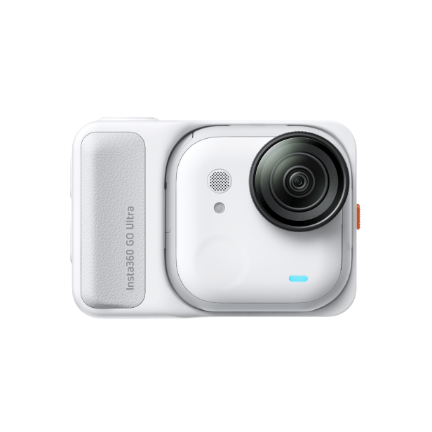 Insta360 GO Ultraのカメラ本体とAction Pod